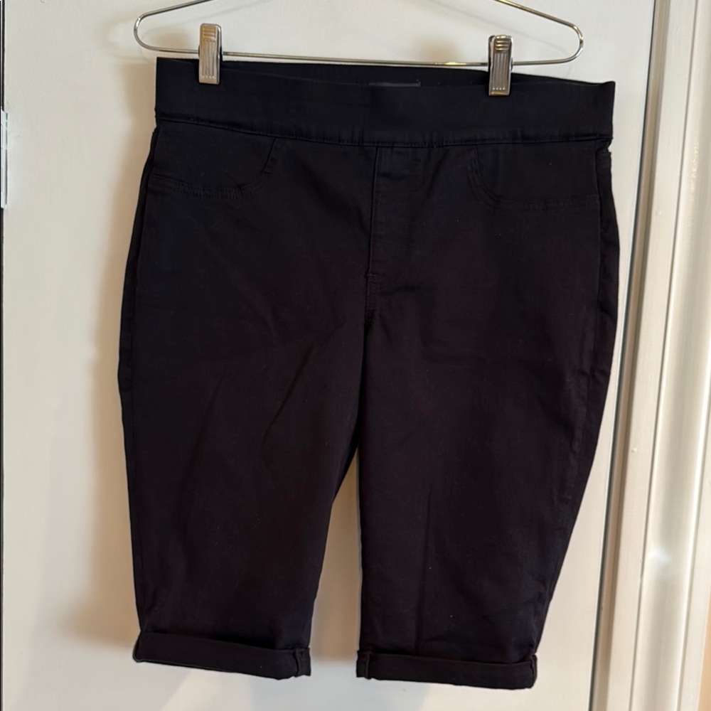 NYDJ black Bermuda shorts. Size 8. Never worn. Liftxtuck technology.
